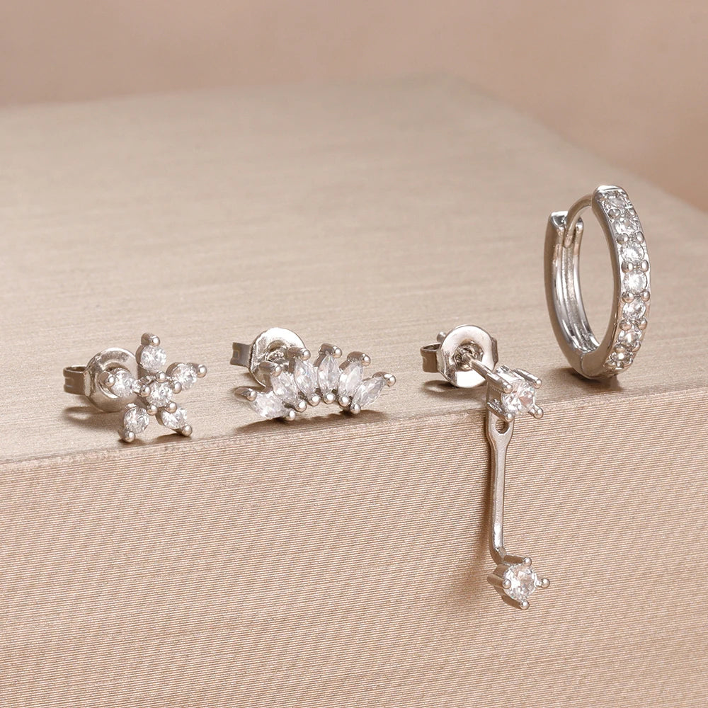 Fleuré Gold Huggies Set.