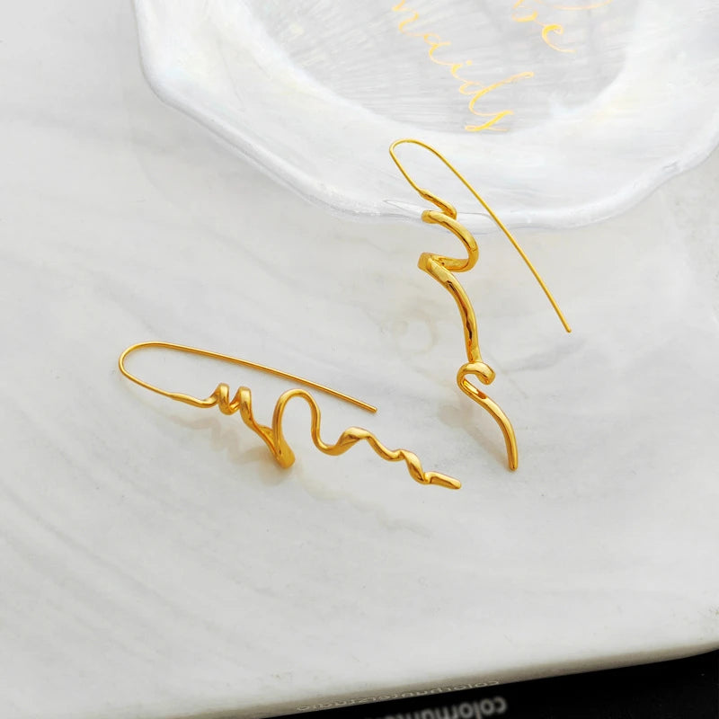 Moderne Gold Earrings