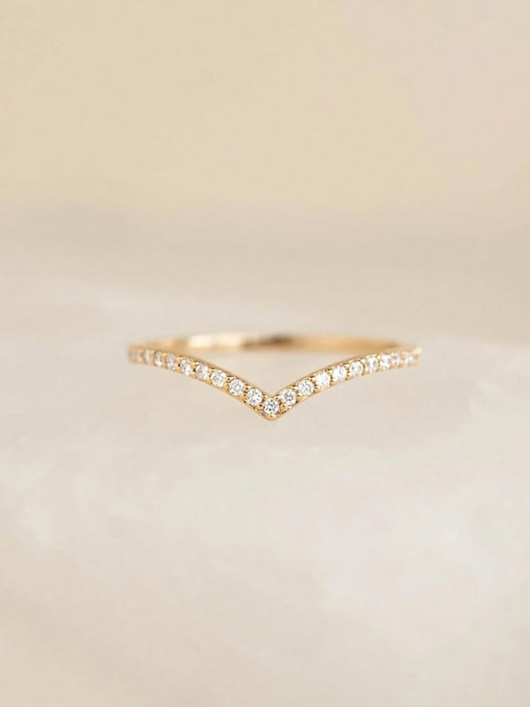 VeraShine Zircon V-Ring