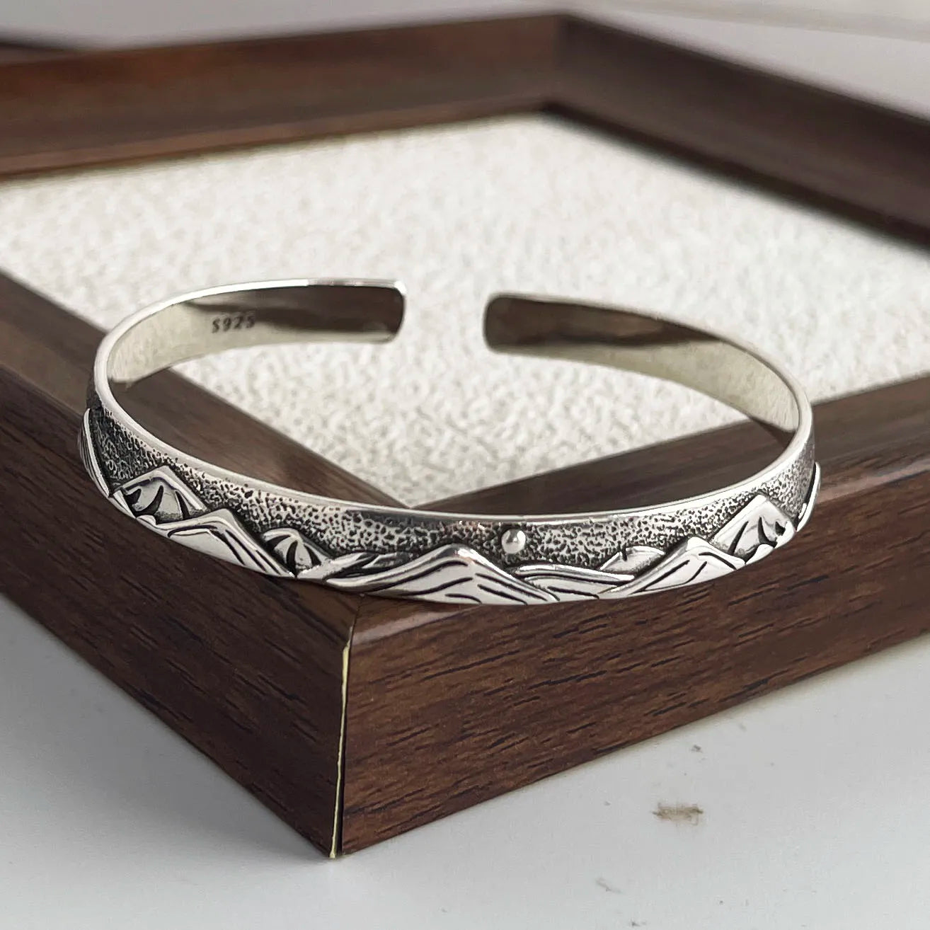 Silver Heritage Flower Band