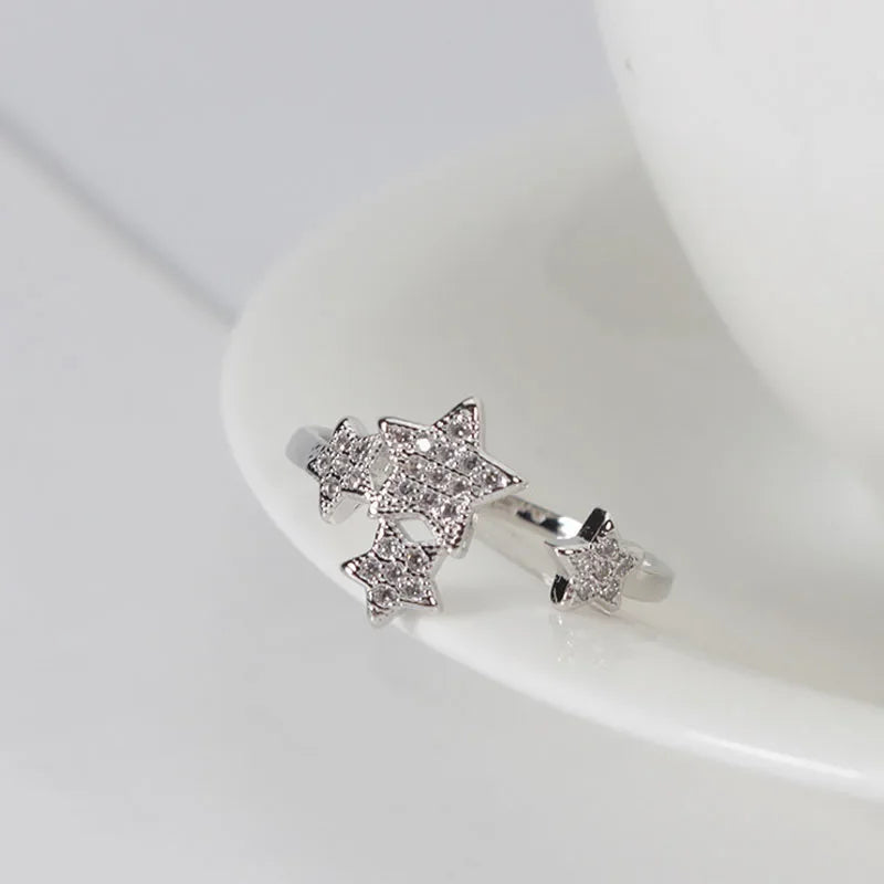 Élan Star Adjustable Ring.