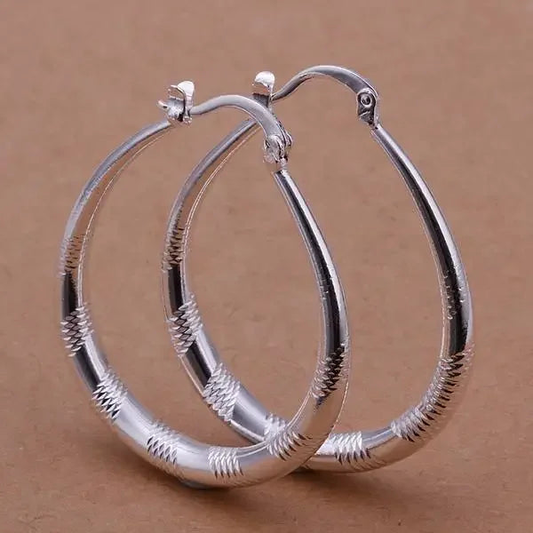 Lunessa Elegant Circle Earrings