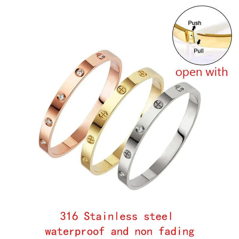 AureCross Nail Bangle Set