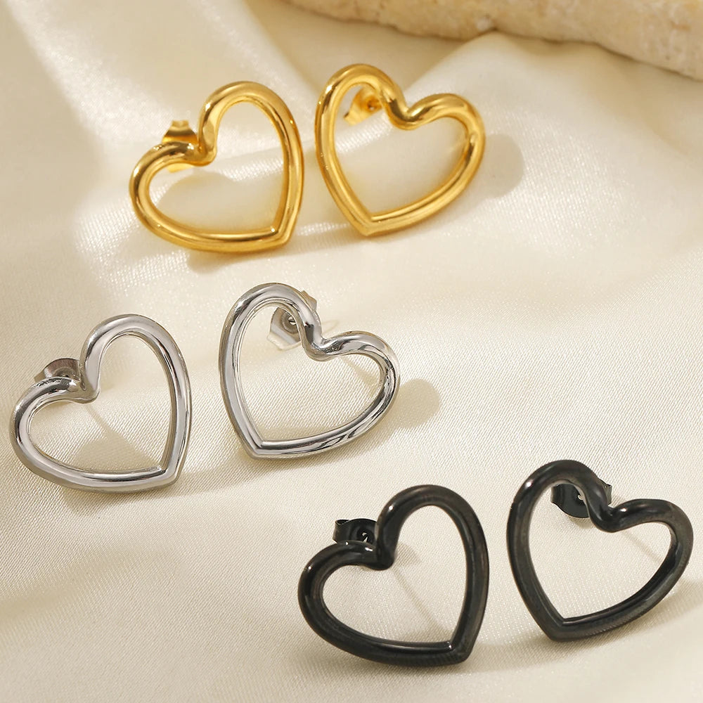 Élan Open Heart Earrings