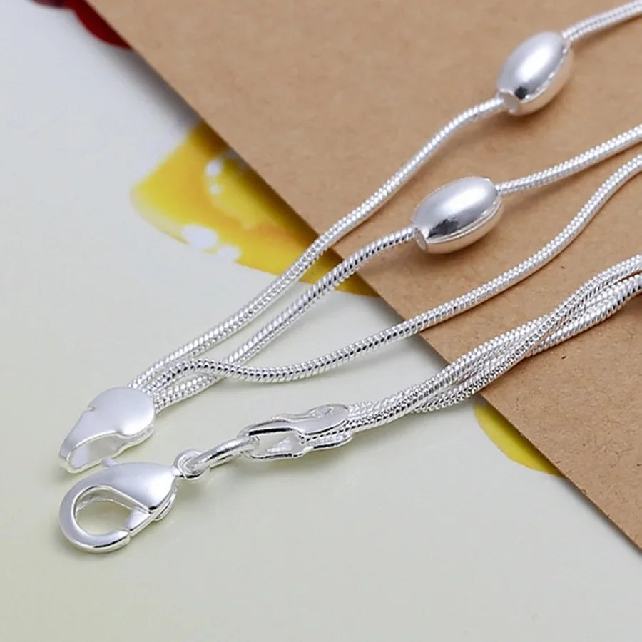 VeloraLuxe Silver Chain