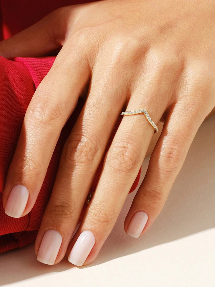 VeraShine Zircon V-Ring