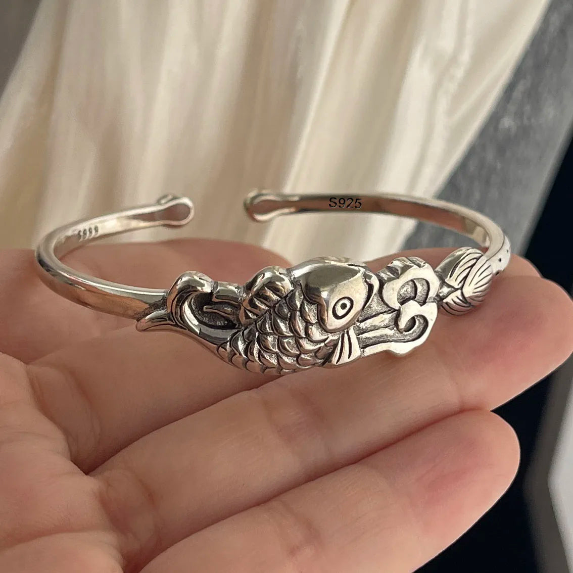 Silver Heritage Flower Band