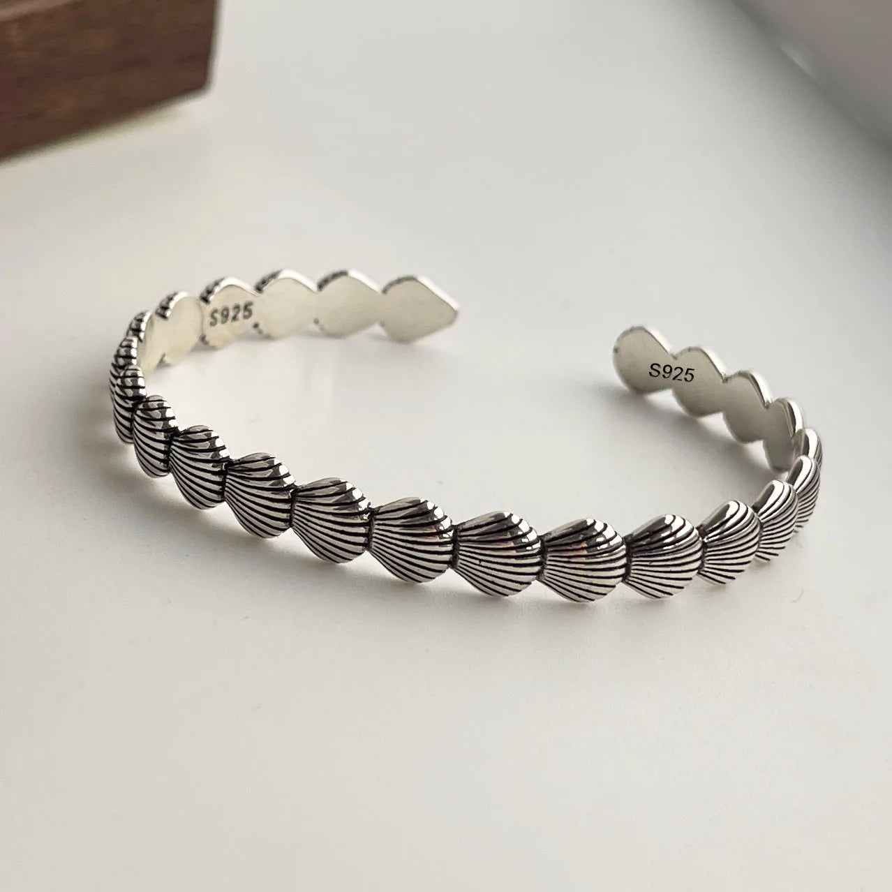 Silver Heritage Flower Band