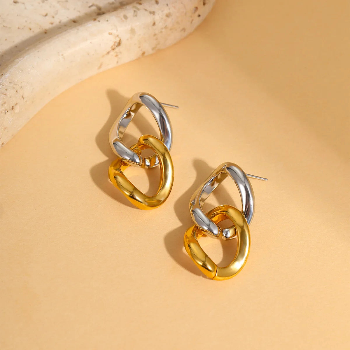 Ars Two-Tone Grace Studs