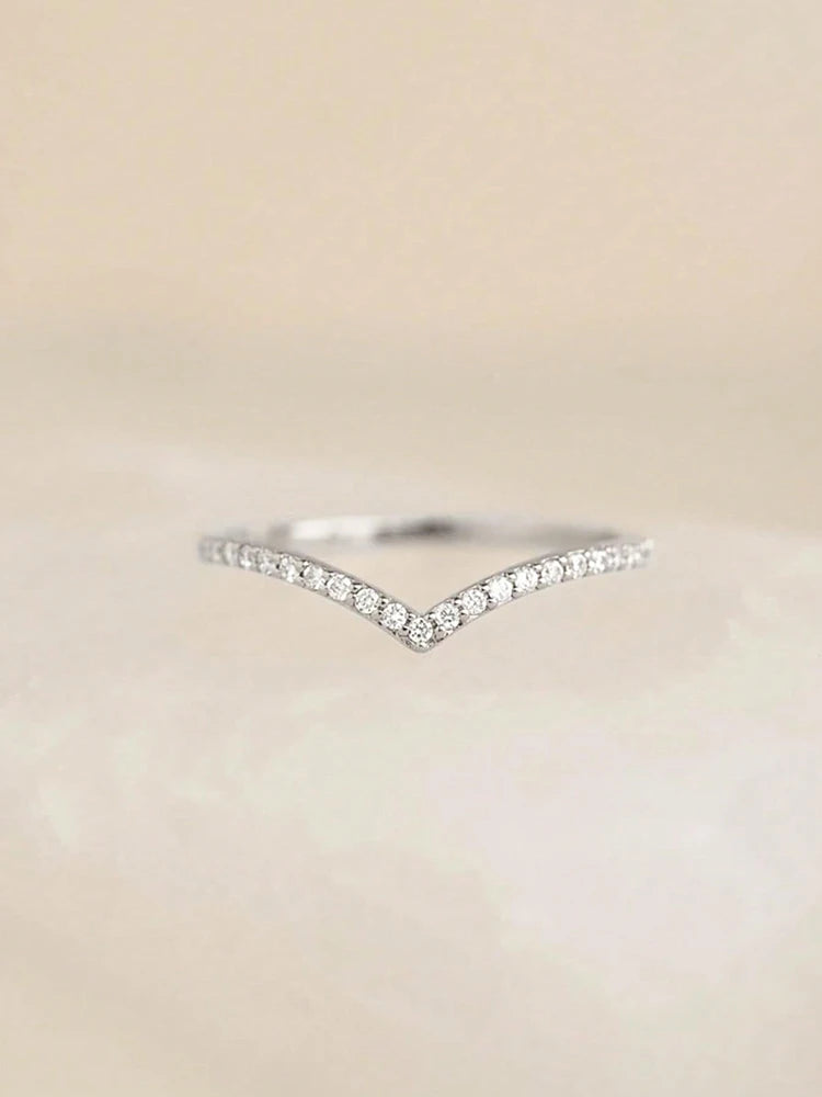 VeraShine Zircon V-Ring