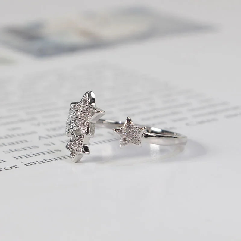 Élan Star Adjustable Ring.