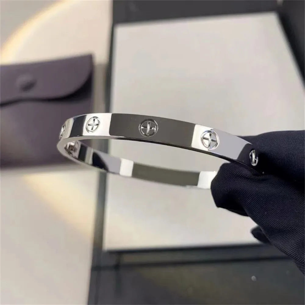 AureCross Nail Bangle Set